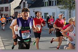 02 Marathon Cheverny 330 * 680 x 453 * (149KB)
